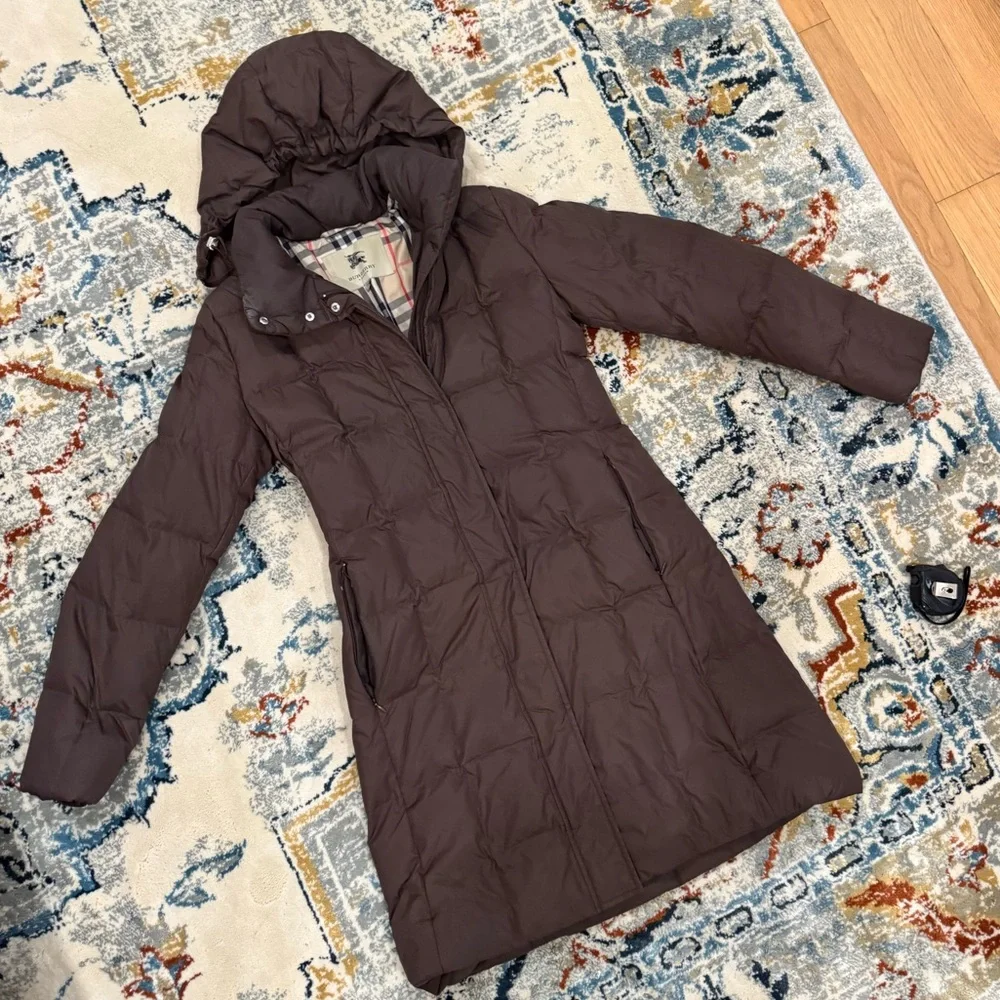 Burberry Chocolate Puffer Jacket with Check Lining - Picture 9 of 14